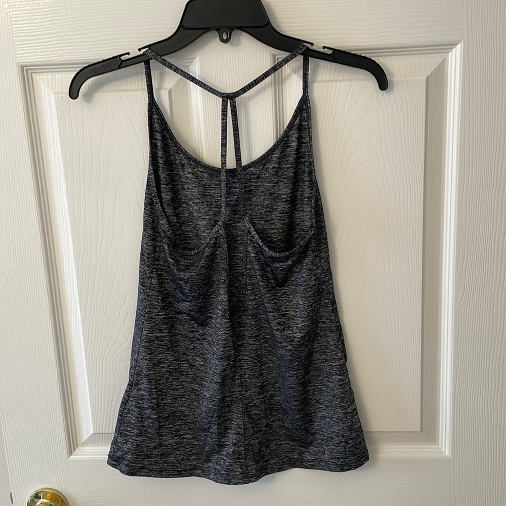 Nike cut out back tank